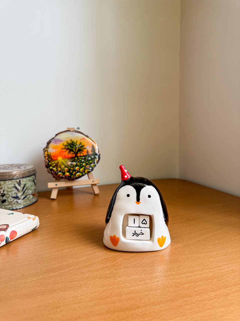 تقویم سرامیکی پنگوئنی